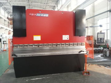 Listrik CNC Hidrolik Press Brake Sheet Metal 200T Multi Axes Mengontrol