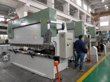 100 Ton CNC Hidrolik Press Brake Bending Plate Steel Kapasitas Besar