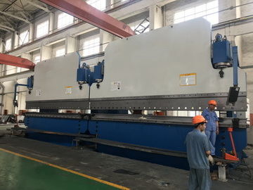 Automatic CNC Tandem Press Brake 3000 Ton Panjang Meja 12000mm Lipat 20mm Lembar