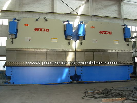 Beli 16m Light Pole Bending 3200T Bouble Silinder Hidrolik Tandem Press Brake Equipment online manufacture