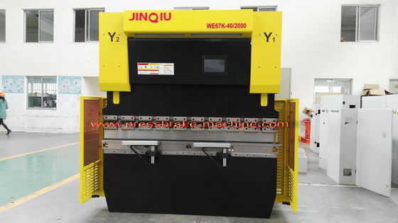 Beli Kabinet Baja / Kotak Berbentuk Mesin Rem Tekan CNC 2000mm Panjang Bagian Punching online manufacture