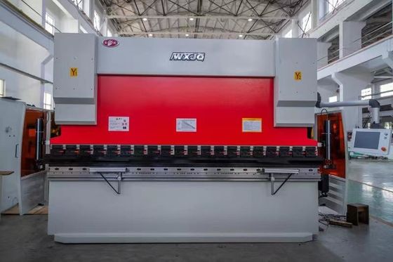 Beli 135T Mekanis CNC Hydraulic Press Brake Mesin 3200mm Bending Panjang online manufacture