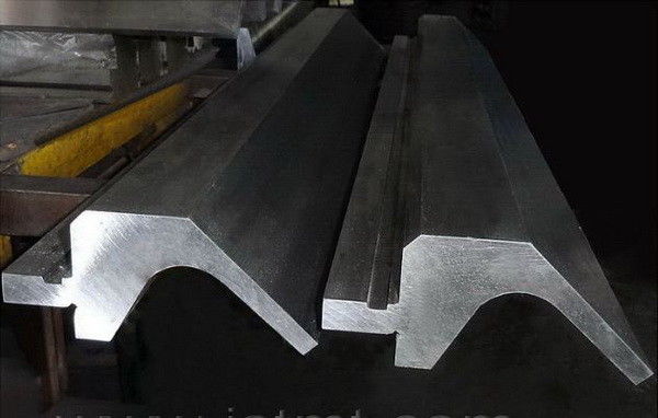 100T Press Brake Gooseneck Tooling Single V Proses Cetakan Bending Membentuk Die