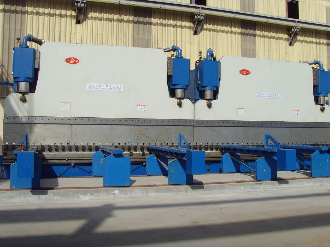 3500 Ton CNC Hydraulic Tandem Press Brake Max. Sudut lentur 30-180 derajat