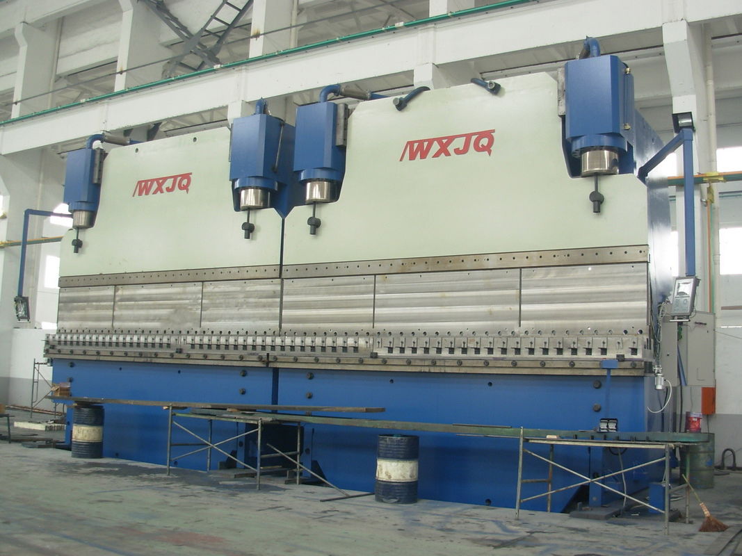 Sheet Metal Hydraulic CNC Tandem Press Brake 70 M/Min Lebar Meja 200 - 800Mm 12m