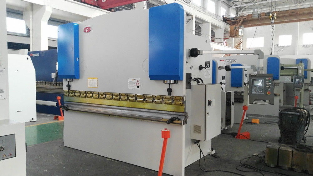 Efisien Kinerja Lembar Metal Press Brake 1250mm Lebar