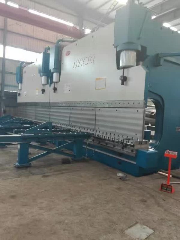 14m Panjang CNC Hydraulic Tadem Press Brake1300 Ton Tekanan Bending U Baja