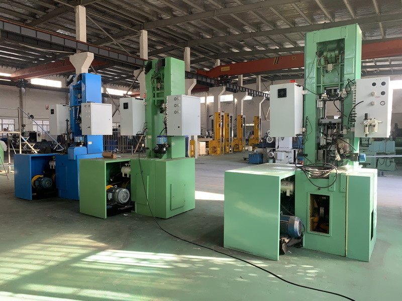 25T Electric Powder Metal Compaction Press Penuh Otomatis Pengemasan Bubuk Kering