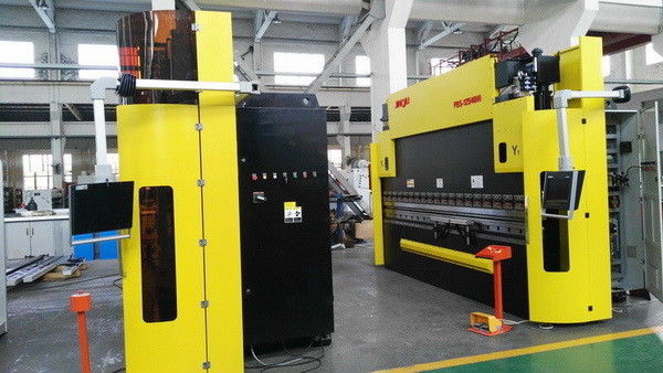 Sistem Baja Delem CNC Hidrolik Press Rem 120T Amada Toolings 380V / 50HZ