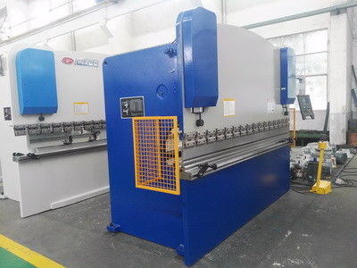 100-400T Tekanan Lembar Mesin Metal Brake Dengan Sistem Kontrol PLC