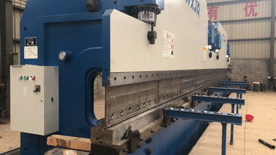 Automatic CNC Tandem Press Brake 3000 Ton Panjang Meja 12000mm Lipat 20mm Lembar