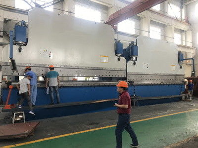 Automatic CNC Tandem Press Brake 3000 Ton Panjang Meja 12000mm Lipat 20mm Lembar