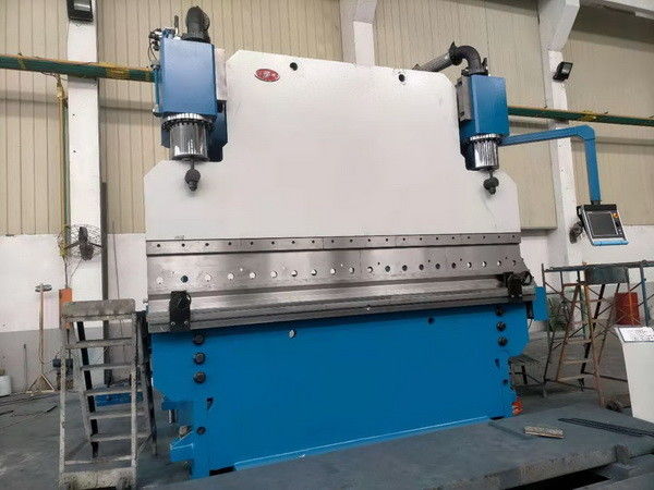400T Force Heavy Hydraulic Press Brake 7m Panjang ketebalan 8mm Metal Sheet Bending
