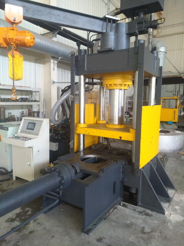 KJY200T Vertical Motor Rotor Diecasting Press Machine 2000KN Mould Clamping Force