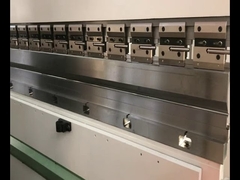 Mesin tekuk CNC hidrolik baja tahan karat 4mm WE67K-160/4000