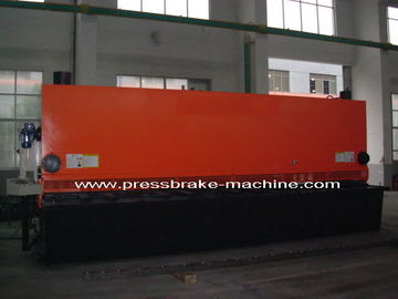 Shearing Metal Hydraulic CNC Guillotine Mesin Shearing Bermotor Dengan sistem NC