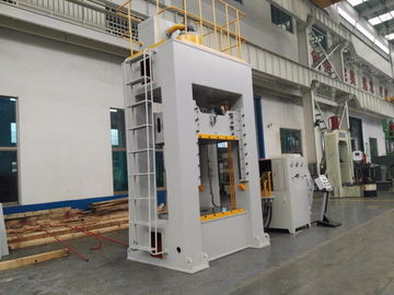 200T Gantry Type Hydraulic Power Mesin Press Lembaran Logam Mesin Peregangan 11 KW Motor